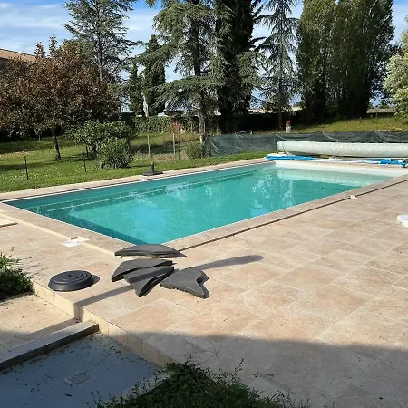 Havre De Paix Et Piscine à Boisse (Dordogne)